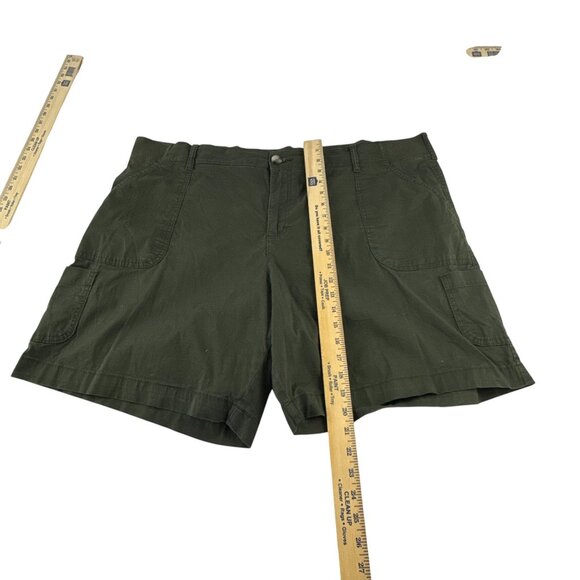 Lee Women's Relaxed Fit Mid Rise Cargo Shorts Olive Green Outdoor Hiking - Picture 7 of 10
